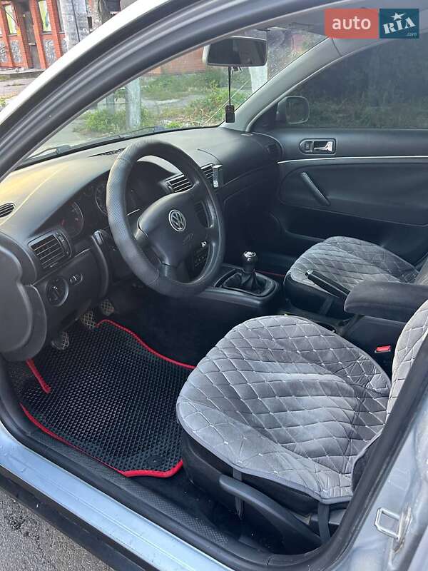 Седан Volkswagen Passat 2001 в Семенівці