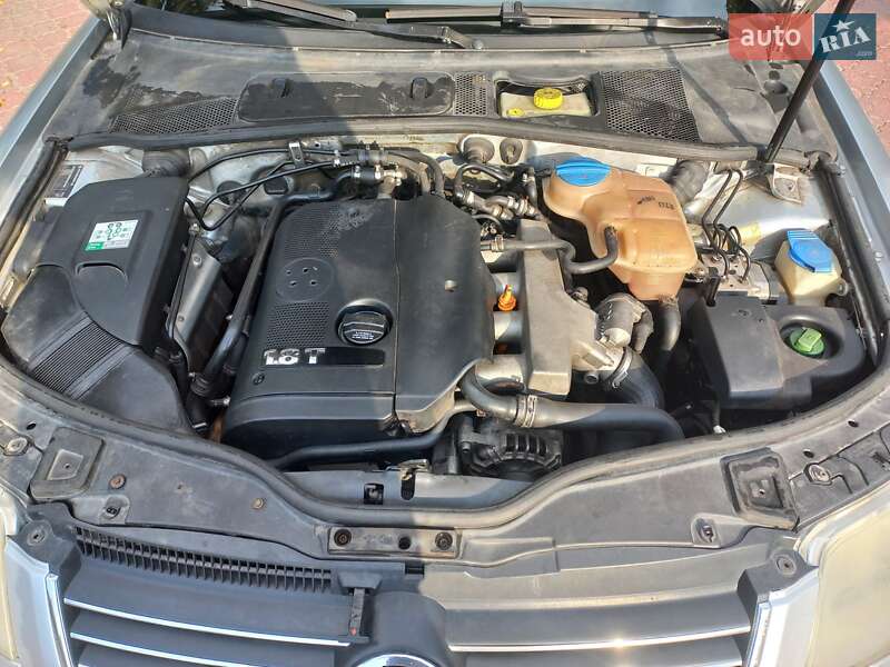 Седан Volkswagen Passat 2002 в Бердичеве