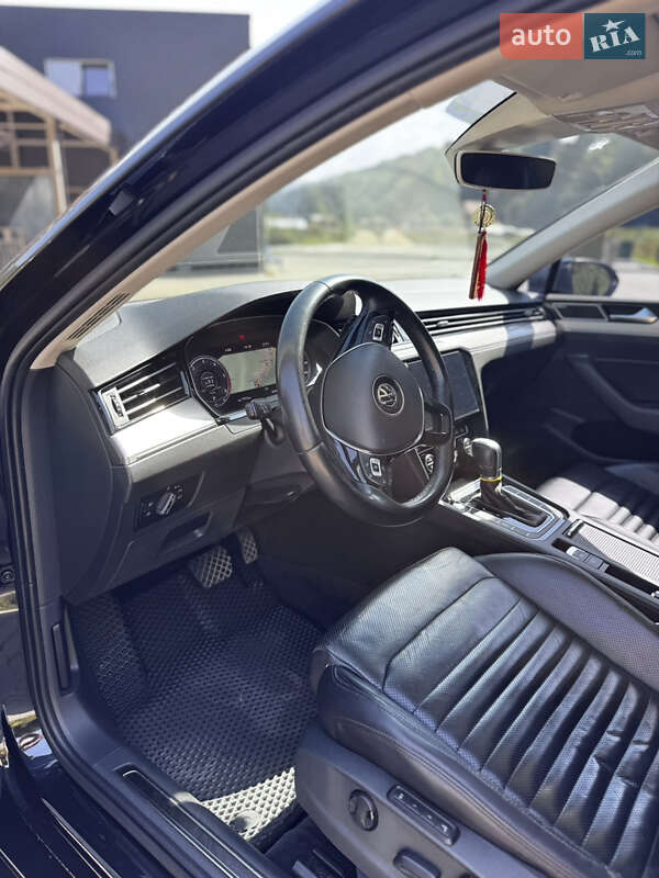 Універсал Volkswagen Passat 2014 в Івано-Франківську