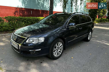 Универсал Volkswagen Passat 2006 в Житомире