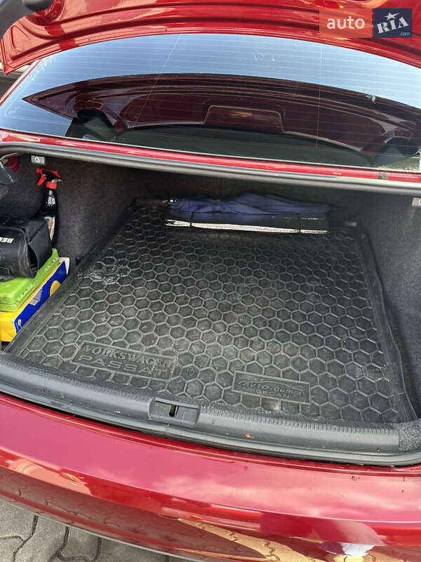 Седан Volkswagen Passat 2015 в Измаиле