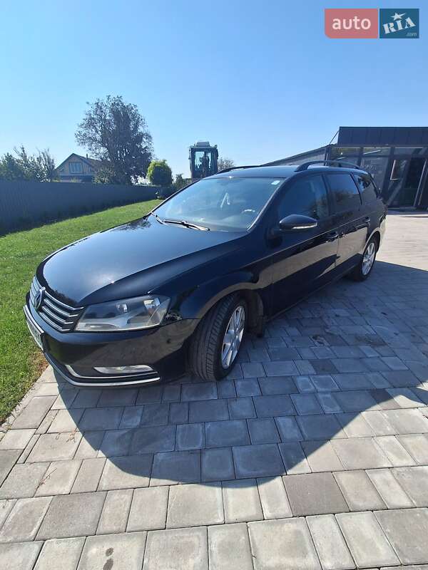 Універсал Volkswagen Passat 2012 в Старокостянтинові фото 4 Універсал Volkswagen Passat 2012 в Старокостянтинові