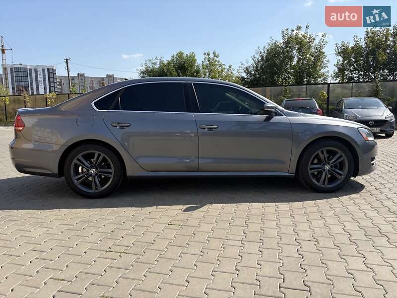 Седан Volkswagen Passat 2014 в Киеве