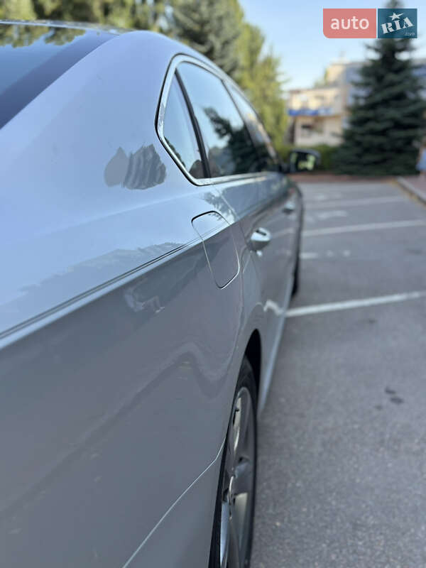 Седан Volkswagen Passat 2013 в Вінниці