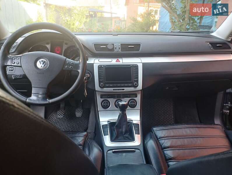 Універсал Volkswagen Passat 2006 в Славуті