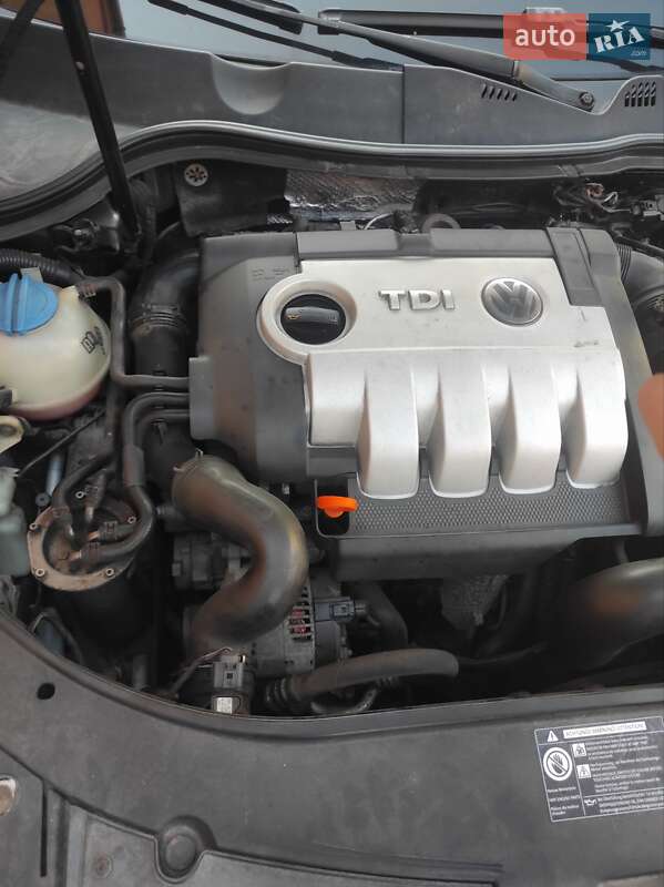 Універсал Volkswagen Passat 2006 в Славуті