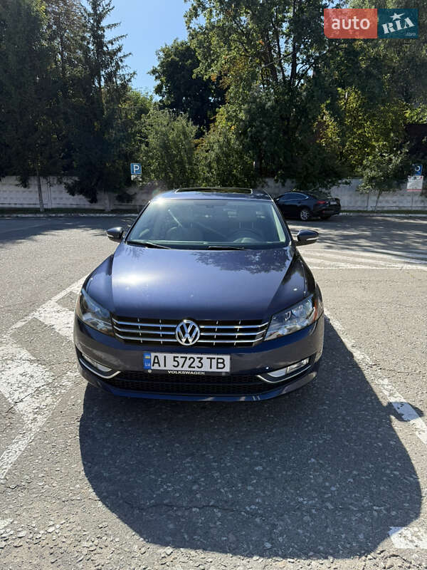 Седан Volkswagen Passat 2014 в Киеве
