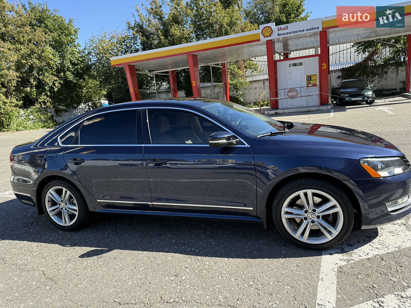 Седан Volkswagen Passat 2014 в Киеве
