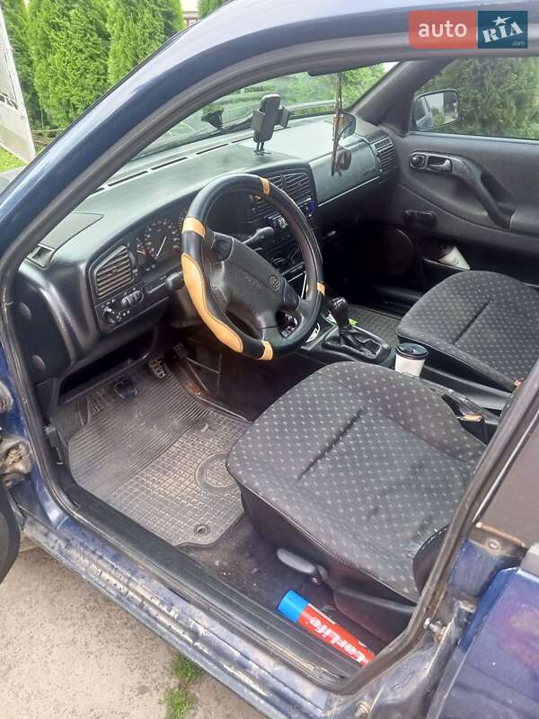 Універсал Volkswagen Passat 1996 в Новому Розділі