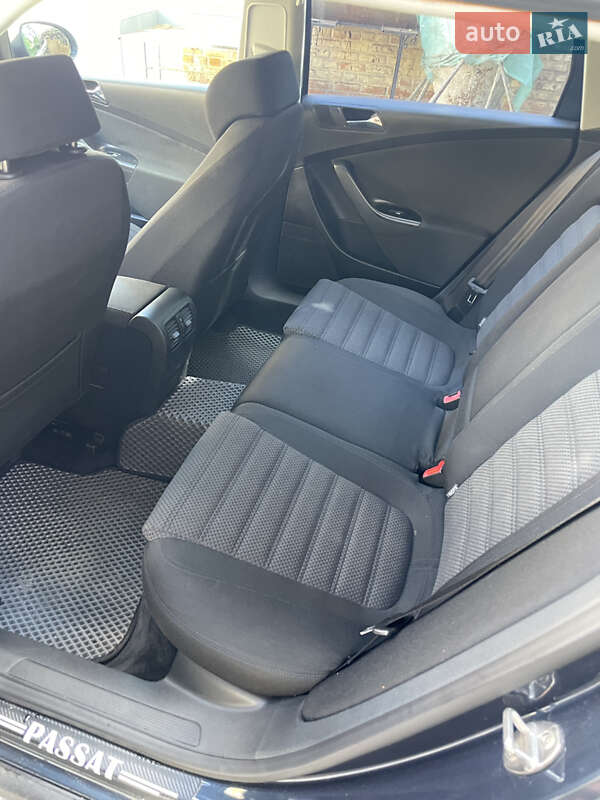 Универсал Volkswagen Passat 2005 в Чернигове фото 11 Универсал Volkswagen Passat 2005 в Чернигове