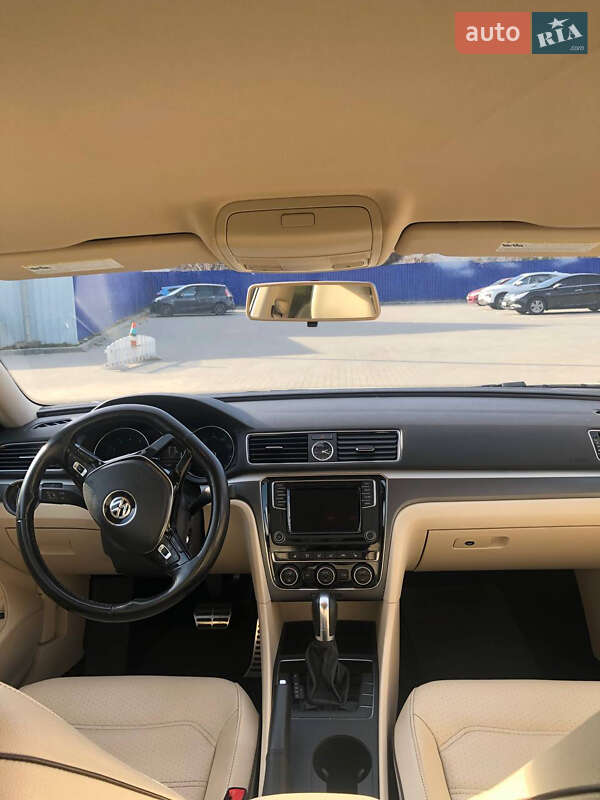 Седан Volkswagen Passat 2017 в Виннице