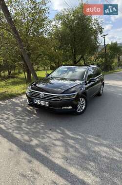 Универсал Volkswagen Passat 2014 в Хусте