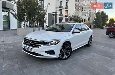 Седан Volkswagen Passat 2021 в Києві