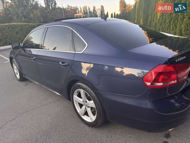 Седан Volkswagen Passat 2012 в Броварах