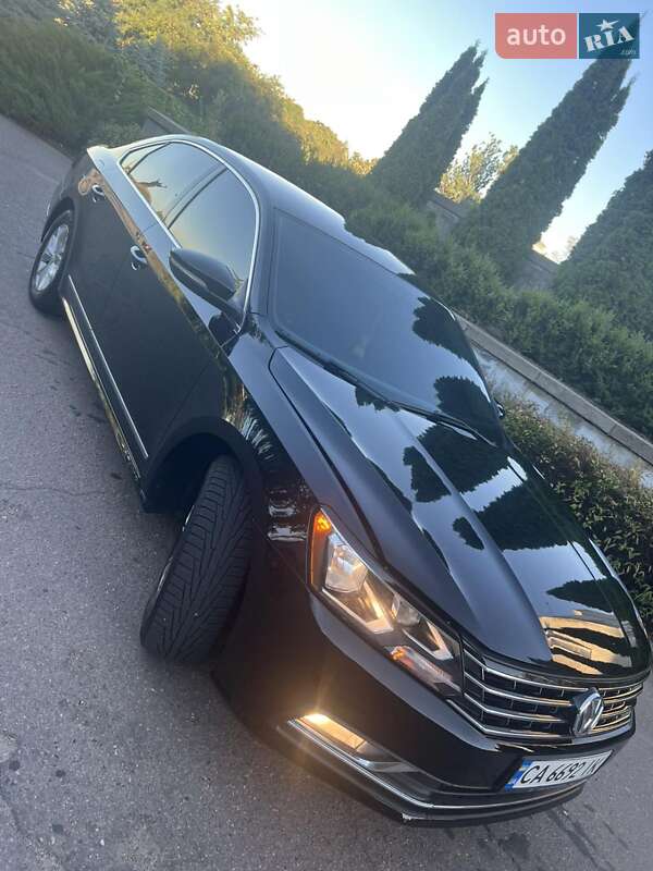 Седан Volkswagen Passat 2016 в Черкасах