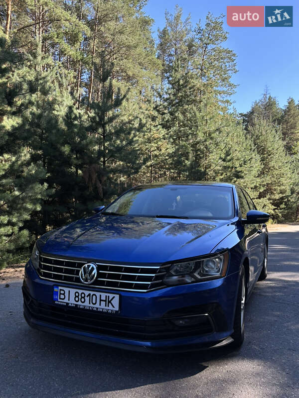 Седан Volkswagen Passat 2016 в Кременчуге