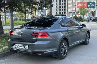 Седан Volkswagen Passat 2017 в 