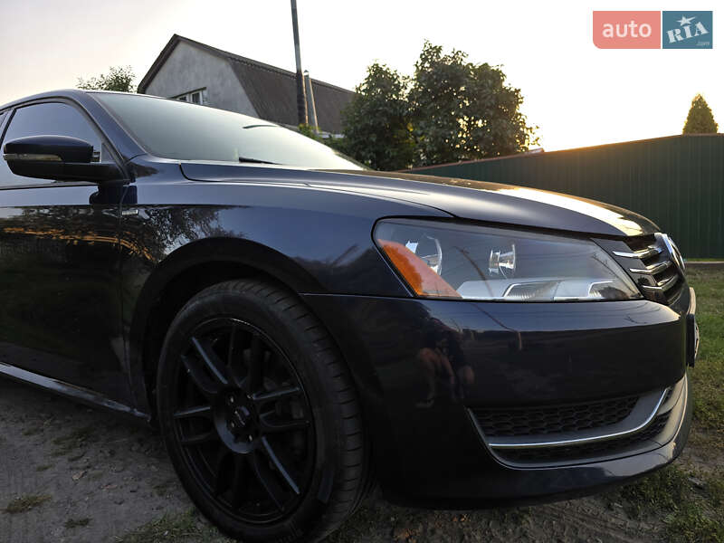 Седан Volkswagen Passat 2015 в Киеве