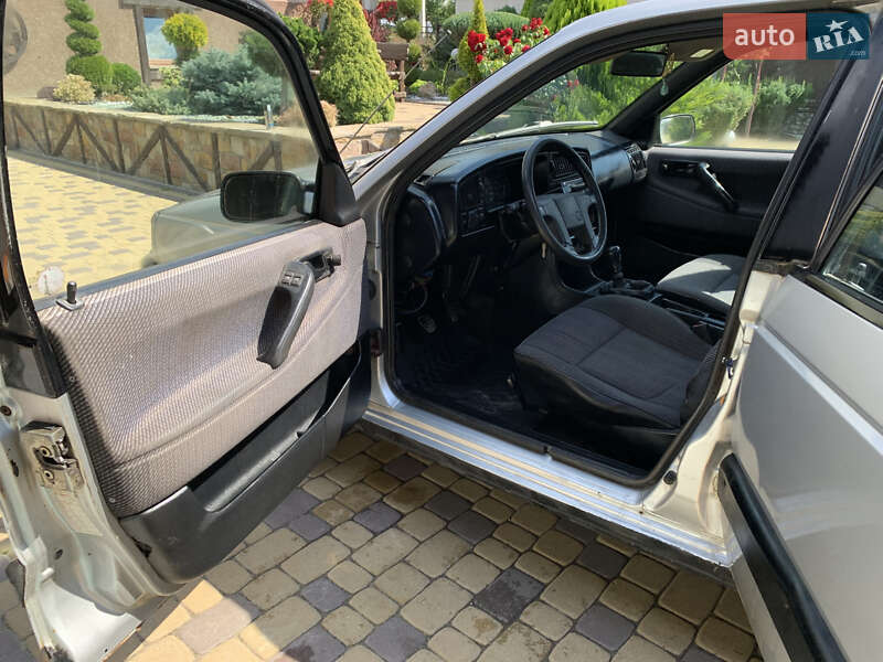 Седан Volkswagen Passat 1991 в Тернополе