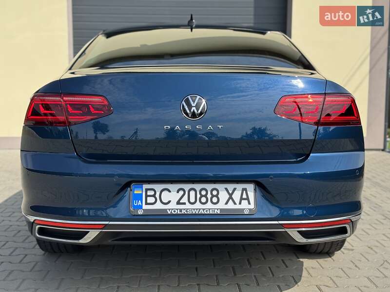 Седан Volkswagen Passat 2020 в Стрию