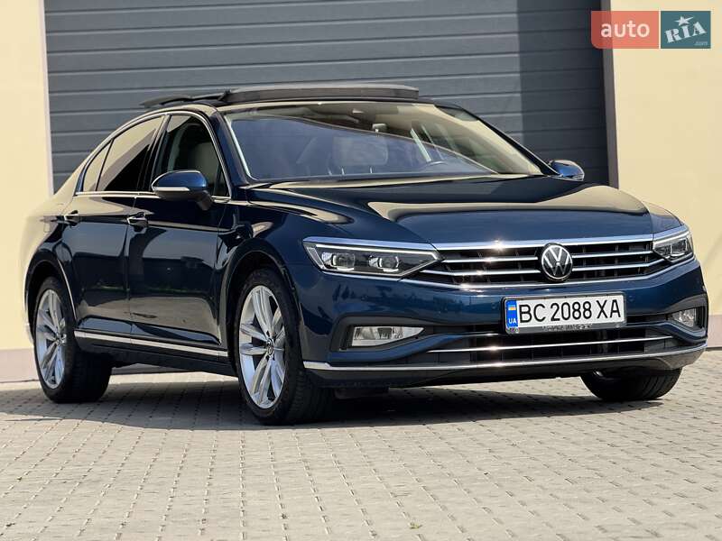 Седан Volkswagen Passat 2020 в Стрию