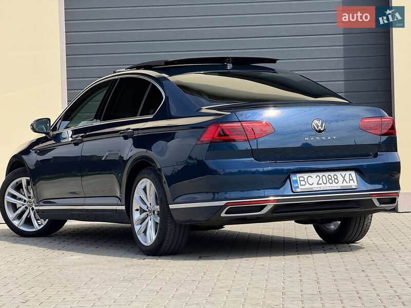 Седан Volkswagen Passat 2020 в Стрию