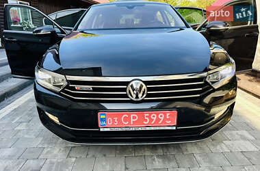 Седан Volkswagen Passat 2017 в Тячеве