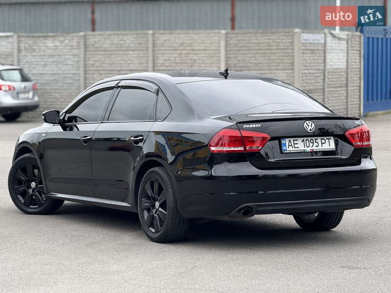 Седан Volkswagen Passat 2014 в Днепре