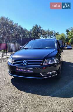 Універсал Volkswagen Passat 2014 в Києві