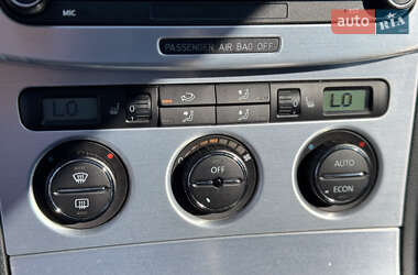 Седан Volkswagen Passat 2005 в 