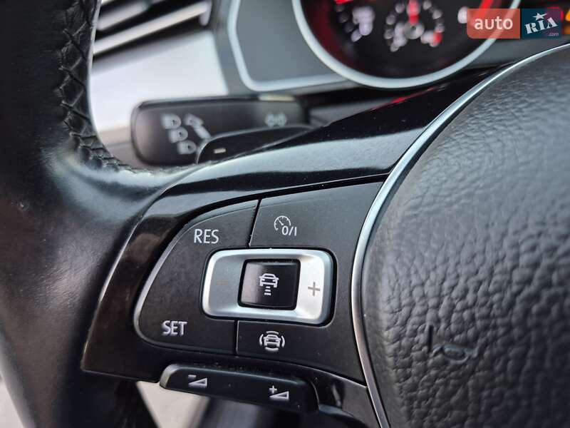 Универсал Volkswagen Passat 2019 в Одессе фото 35 Универсал Volkswagen Passat 2019 в Одессе