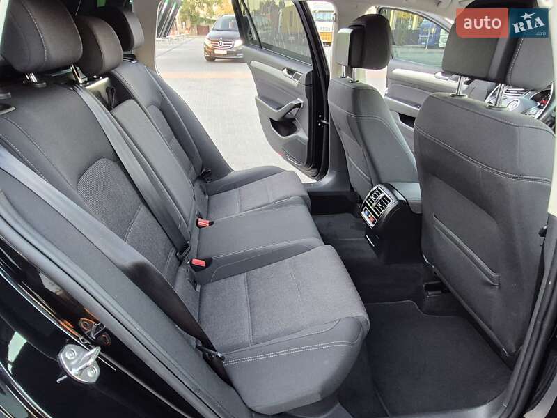 Универсал Volkswagen Passat 2019 в Одессе фото 46 Универсал Volkswagen Passat 2019 в Одессе