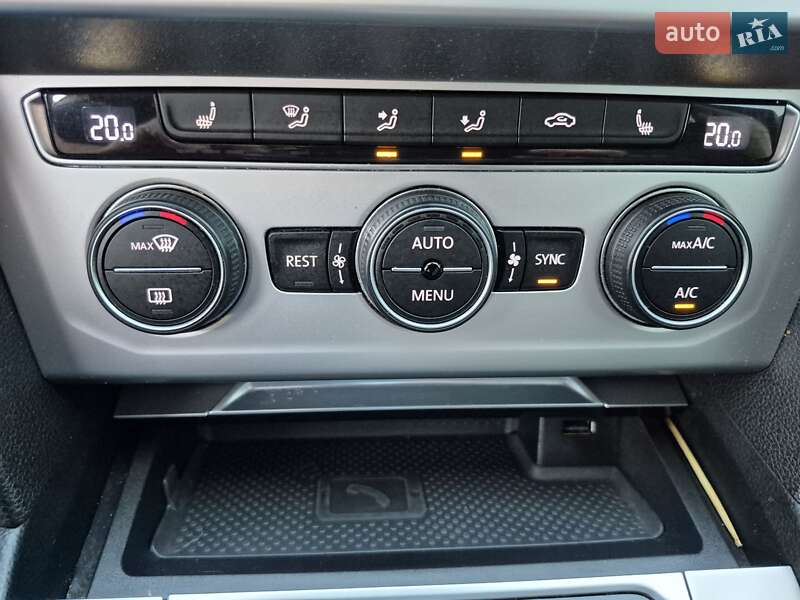 Универсал Volkswagen Passat 2019 в Одессе фото 130 Универсал Volkswagen Passat 2019 в Одессе