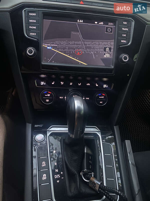 Универсал Volkswagen Passat 2015 в Виноградове