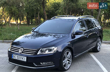 Универсал Volkswagen Passat 2011 в Львове