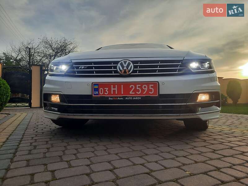Седан Volkswagen Passat 2018 в Стрые