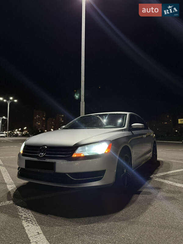 Седан Volkswagen Passat 2014 в Киеве фото 3 Седан Volkswagen Passat 2014 в Киеве
