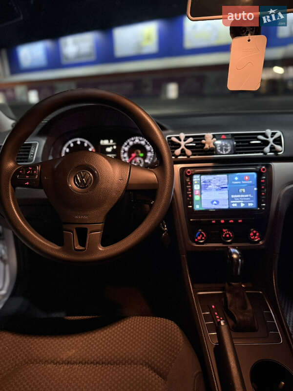 Седан Volkswagen Passat 2014 в Киеве фото 7 Седан Volkswagen Passat 2014 в Киеве