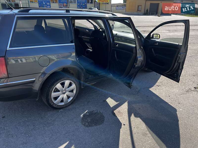 Універсал Volkswagen Passat 2002 в Віньківцях