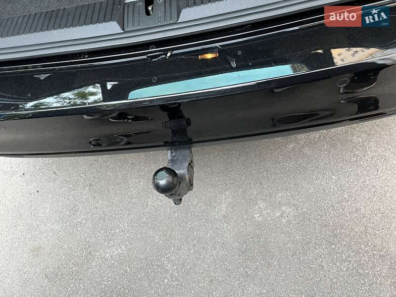 Универсал Volkswagen Passat 2021 в Киеве