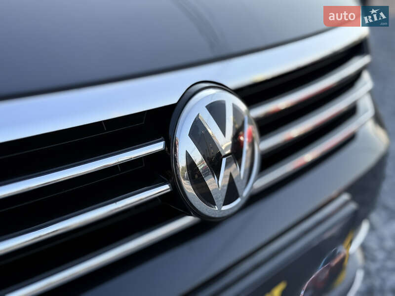 Универсал Volkswagen Passat 2018 в Стрые