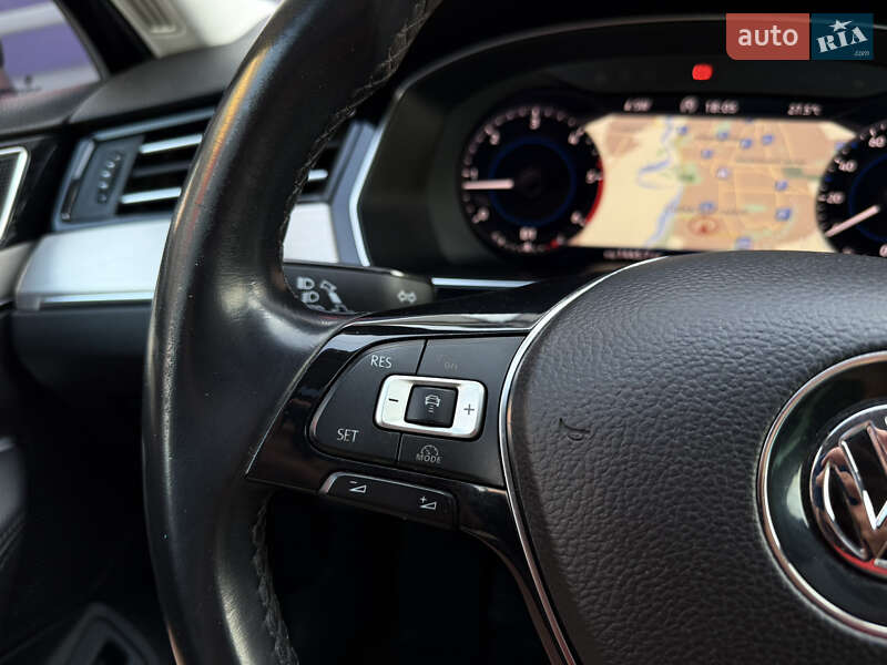 Универсал Volkswagen Passat 2018 в Стрые