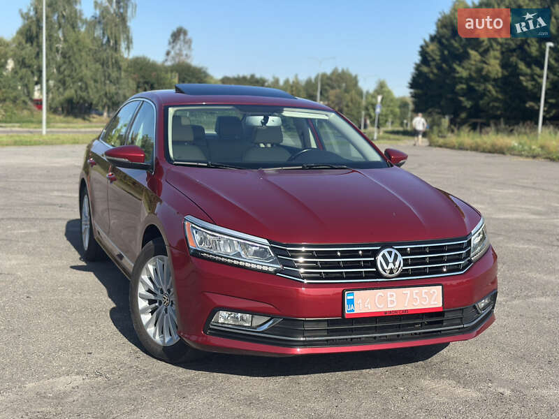 Седан Volkswagen Passat 2017 в Львове