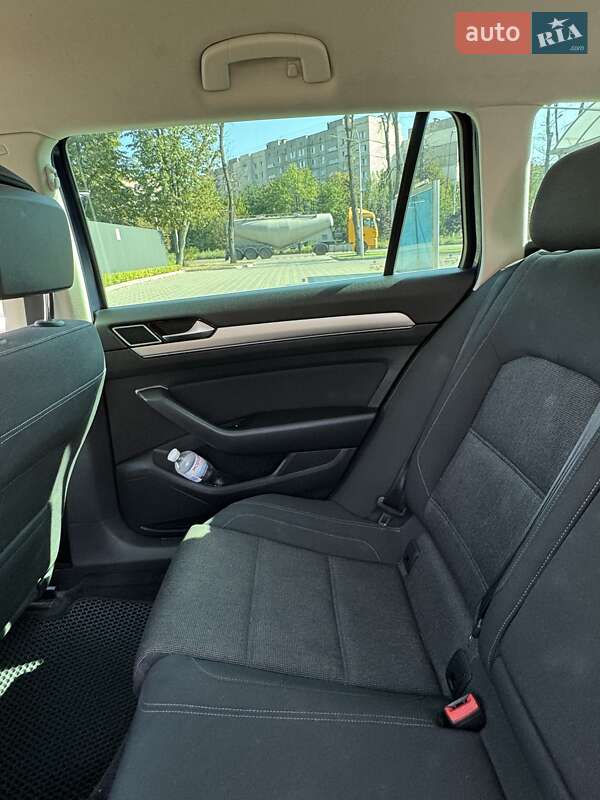 Универсал Volkswagen Passat 2018 в Виннице