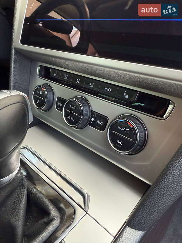 Универсал Volkswagen Passat 2018 в Николаеве фото 23 Универсал Volkswagen Passat 2018 в Николаеве