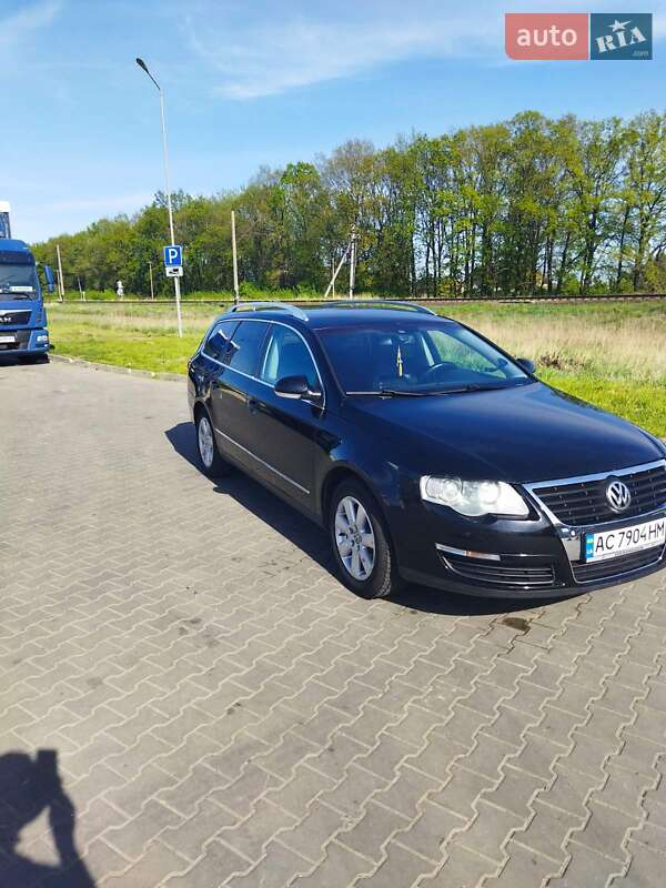 Универсал Volkswagen Passat 2009 в Луцке