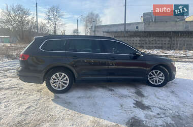 Универсал Volkswagen Passat 2020 в 