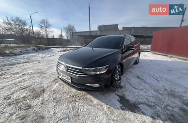 Универсал Volkswagen Passat 2020 в 