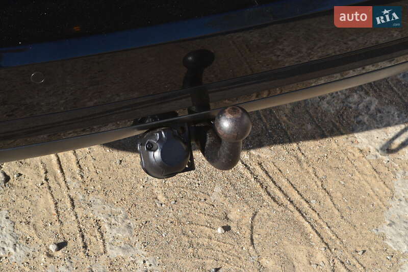 Универсал Volkswagen Passat 2010 в Запорожье