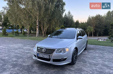 Універсал Volkswagen Passat 2010 в 